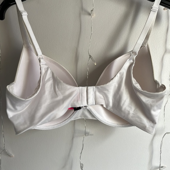 Soft La Senza T-shirt Bra - Picture 2 of 5